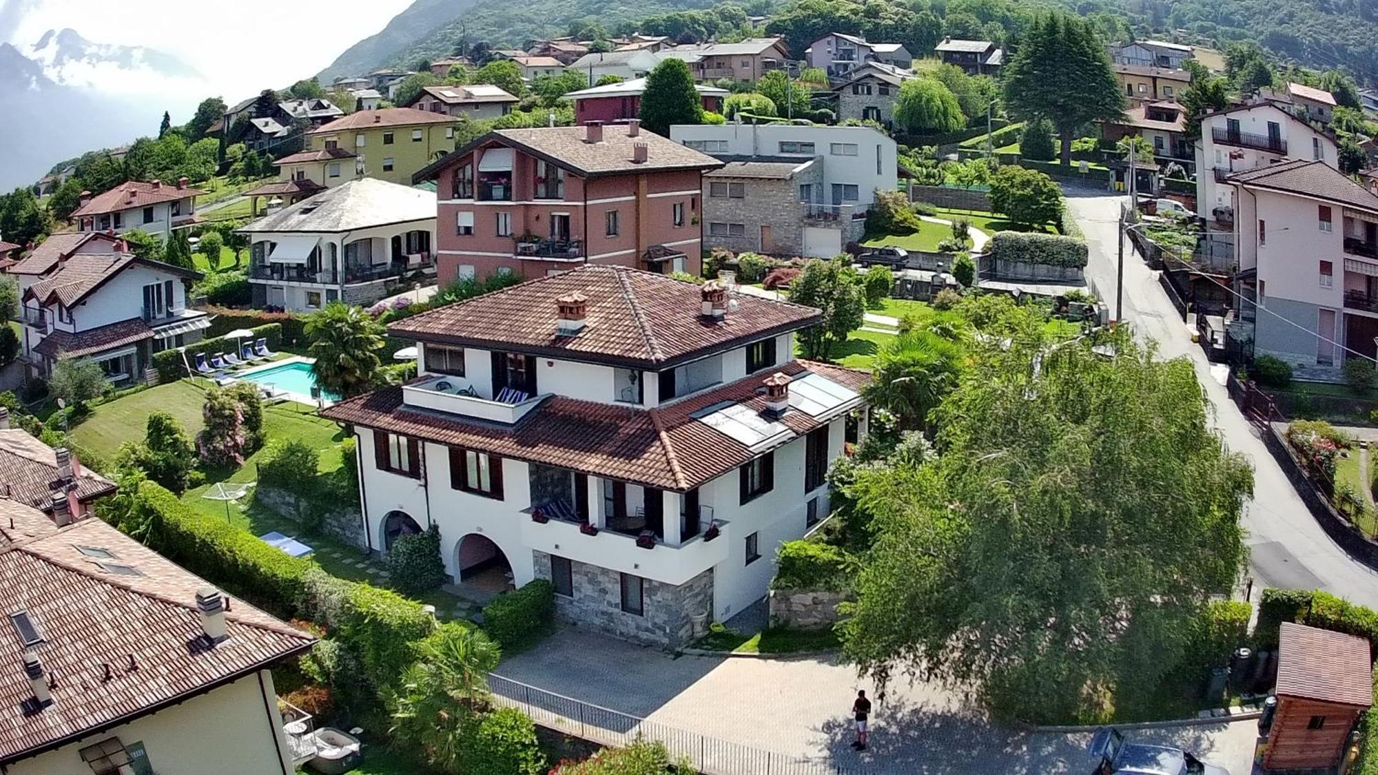 Villa Quattro Stagioni Colico Eksteriør billede