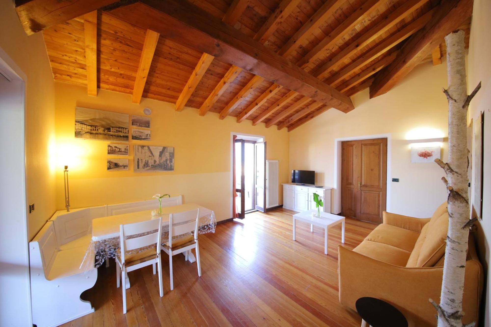 Villa Quattro Stagioni Colico Eksteriør billede
